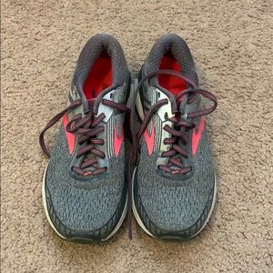 Brooks Adrenaline GTS 18